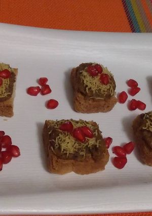 दाबेली बाइट्स - इनोव्हेटिव्ह फ्युजन स्टार्टर (DABELI BYTES RECIPE IN MARATHI) रेसिपी चे मुख्य फोटो 