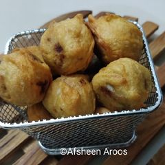 A picture of Chicken Pakoras.