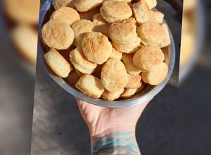 Una foto de Bizcochitos de queso untable