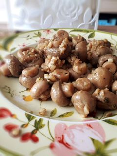 Una foto de Champiñones 🍄🍄