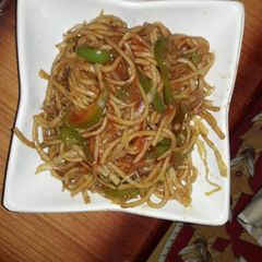 A picture of Noodles.