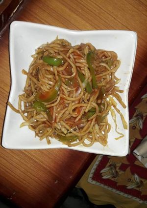 A picture of Noodles.