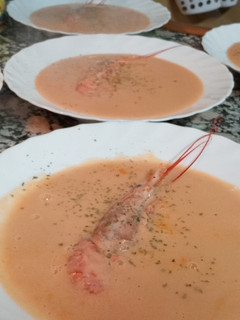 Una foto de Crema de marisco 🦞🦐🦐🦞
