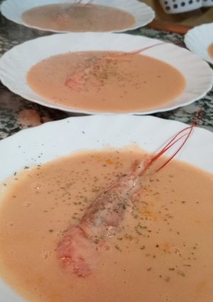 Una foto de Crema de marisco 🦞🦐🦐🦞