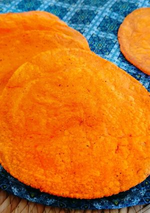 Una foto de Tortillas con achiote🧡🌮