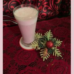 A picture of Strawberry shake.