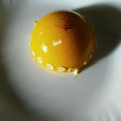 A picture of Eggless mango mousse.