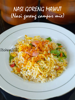 Foto resep Nasi Goreng Mawut (Nasi goreng campur mie)