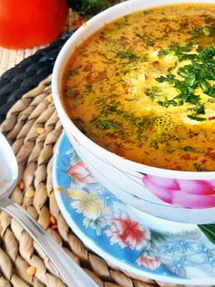 Török vöröslencse-krémleves (Mercimek çorbası) 🇹🇷 recept fotója