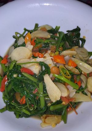 Foto resep Tumis kangkung rumahan 😂