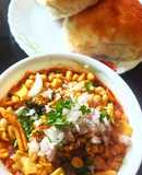 Misal Pav (homemade masala)