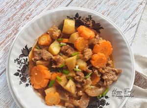 Foto resep Oseng Kerewed Pedas (Daging Tetelan Sapi)