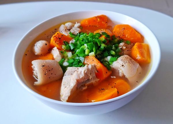 Canh ĐUÔI HEO nấu với cà rốt 🥕