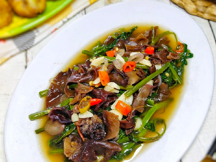 Cara Gampang Menyiapkan Tumis Kangkung Jamur, Enak