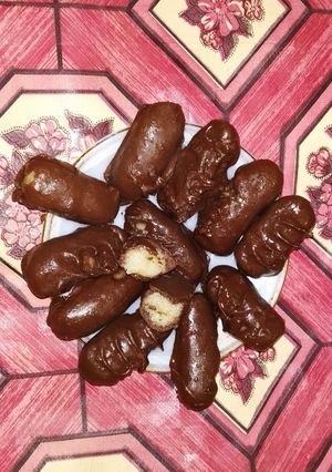 A picture of Bounty bars chocolate.