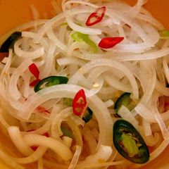 A picture of Vietnamese Style Onions in Vinegar (Hanh Dam).