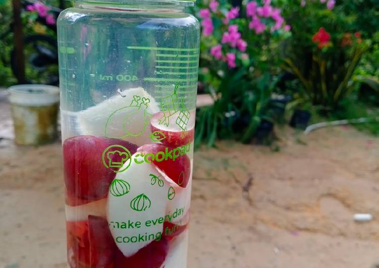 Infused Water Anggur Pir