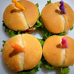 A picture of Classic beef burger.