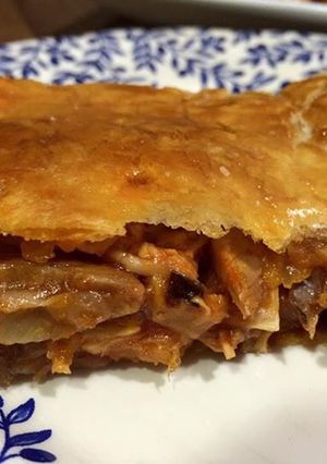 Foto principal de Empanada gallega con sobras de cocido