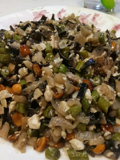A picture of Mixed Vege with Tofu and Peanuts.