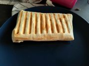 Une photo de courgette cheddar