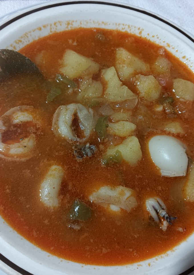 Una foto de Patatas con sepias pequeñas