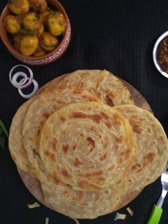 A picture of Laccha Paratha.