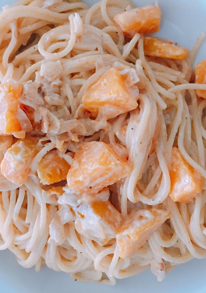 Una foto de Espaguetis con calabaza