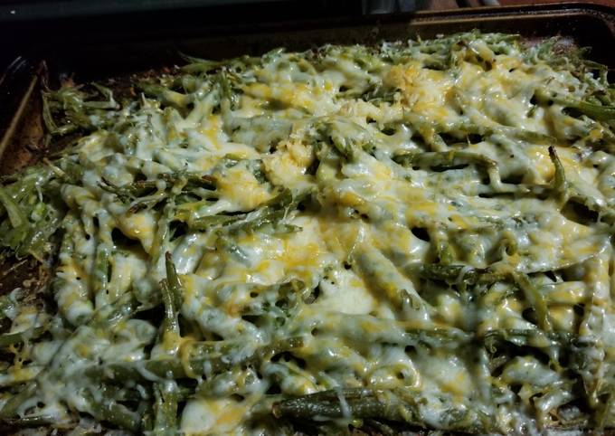 Steps to Make Quick Roasted Cheesy Green Beans