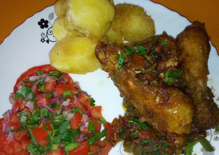 Wet fried chicken with crunchy roast potatoes