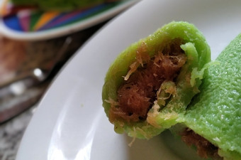 Anti Ribet, Memasak Dadar gulung inti kelapa Enak Dan Mudah