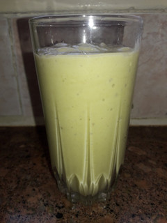 A picture of Avocado Banana Smoothie #4WeeksChallenge.