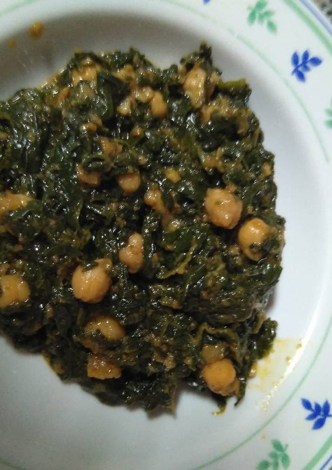 Una foto de Espinacas con garbanzos
