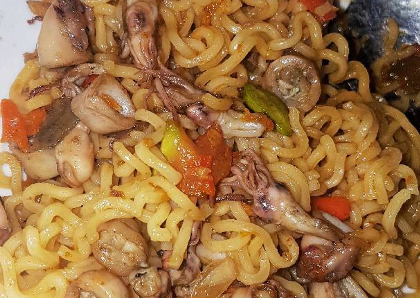 Indomie Sambal geprek cumi nyinyir