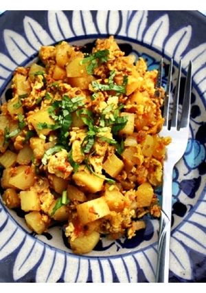 A picture of Allo Anday ki Bhujia - Potato Egg Masala.