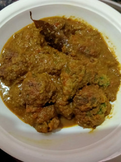 पालक मसाला कोफ्ता करी (palak masala kofta curry recipe in Hindi) रेसिपी मुख्य फोटो