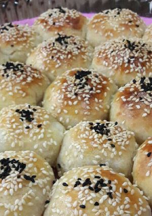 صورة لوصفة خلية النحل بعجينة خبز الحمام