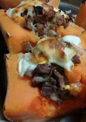 Una foto de Zapallo relleno con sobras de asado