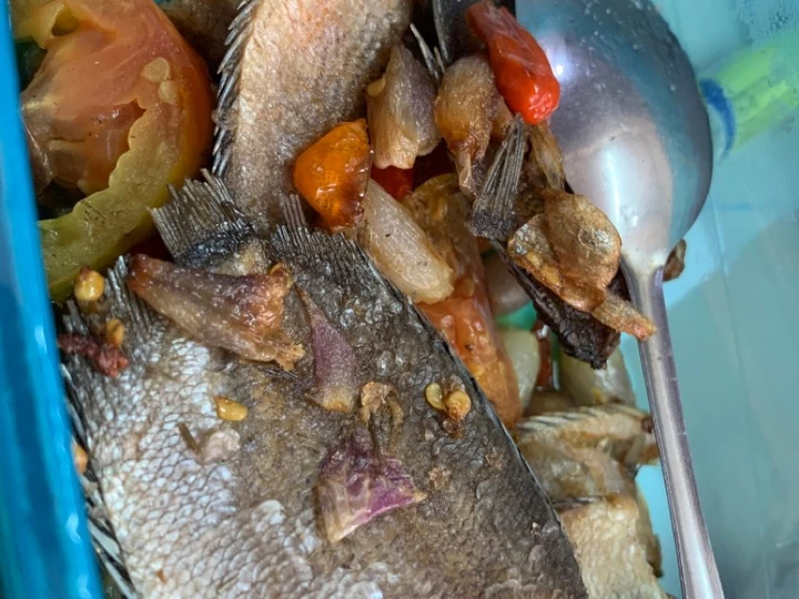 Cara Mudah Membuat Resep Ikan Asin Sambel Bawang Viral yang Lezat Anti Ribet, Bikin Ngiler