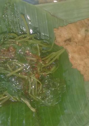 Foto resep Brambang asem alias plecing daun ubi