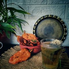 A picture of Palak Pakoda.