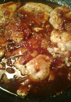A picture of Peppery chicken with a plum glaze.