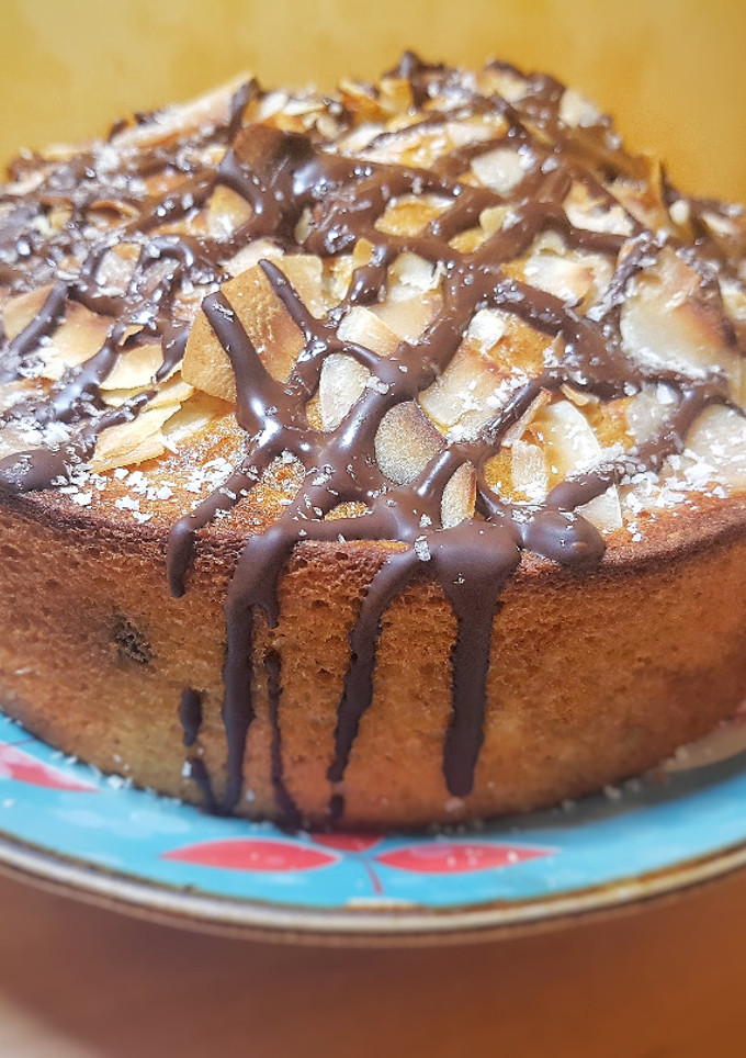 Una foto de Bizcocho de coco y chocolate