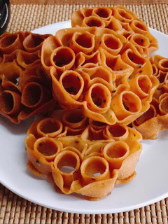 அச்சு முறுக்கு (Achu murukku recipe in tamil) செய்முறை முக்கிய புகைப்படம்