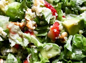Una foto de Ensalada de quinoa con vinagreta de miel
