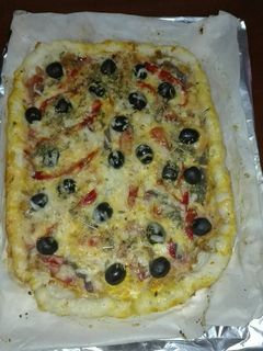 Una foto de Coca mediterránea de hojaldre