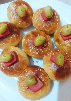 صورة لوصفة خبيزات ساهلين وخفاف بعجينتى السابقة تع الكوكا