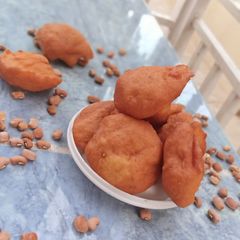 A picture of Beans cake (akara/kosai).