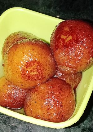 गुलाब जामुन (Gulab jamun recipe in Hindi) रेसिपी मुख्य फोटो