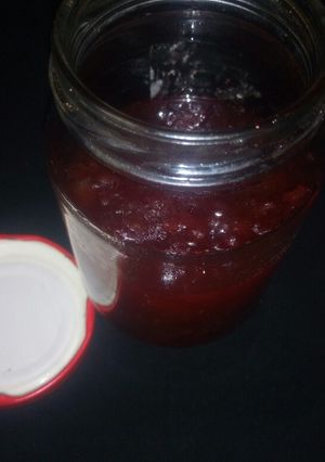 A picture of Home made Apple jam.